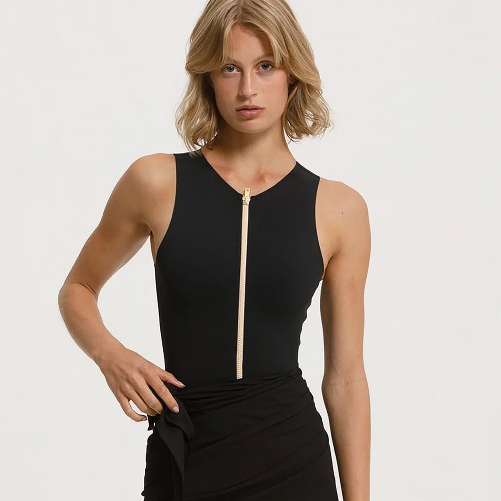 CALI DREAMING
Neoprene CREW NECK ZIP UP ONE PIECE M/L